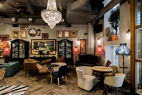 MYR Marqués House Hotel