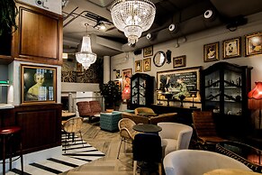 MYR Marqués House Hotel