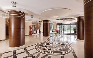 Chinar Hotel & Spa