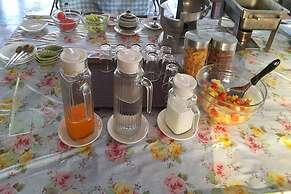 Country Lake Nature Lodge