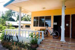 Country Lake Nature Lodge