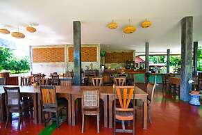 Country Lake Nature Lodge