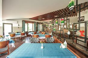 The Life Hotel & Spa