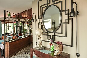 The Life Hotel & Spa