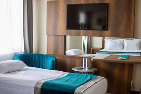 The Life Hotel & Spa