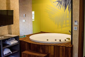 The Life Hotel & Spa