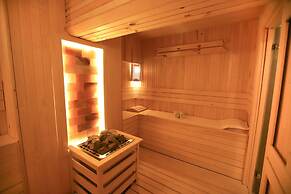 The Life Hotel & Spa