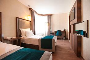 The Life Hotel & Spa