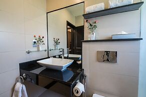 Speke Apartments Kitante