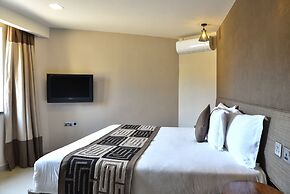 Speke Apartments Kitante