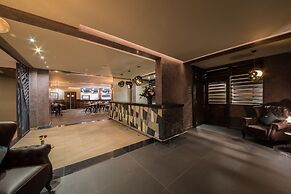 Speke Apartments Kitante