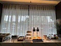 Yizhi flat (Guangzhou Zhujiang New Town Huashi Subway Station Branch)