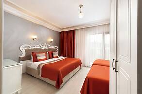 Deluxe Newport Hotel - Old City