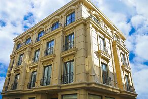 Deluxe Newport Hotel - Old City