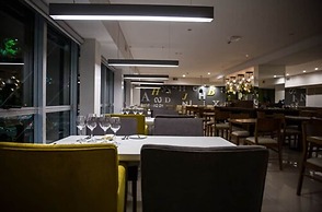 Howard Johnson Plaza by Wyndham Buenos Aires