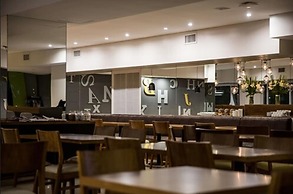 Howard Johnson Plaza by Wyndham Buenos Aires