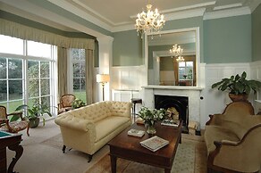 Albert Cottage Hotel