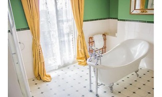 Albert Cottage Hotel
