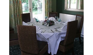 Albert Cottage Hotel