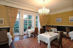 Albert Cottage Hotel