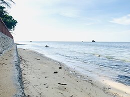 Villa Soledad Beach Resort