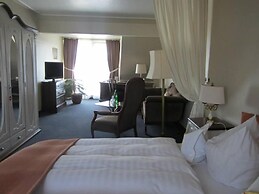 Hotel Rheinischer Hof