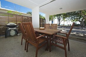 Maggies Beachfront Apt. 1
