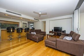 Maggies Beachfront Apt. 2