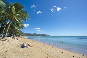 Maggies Beachfront Apt. 7