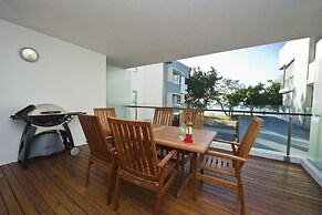 Maggies Beachfront Apt. 7