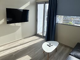 Connect Studios & Apartments
