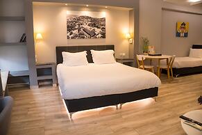 Connect Studios & Apartments