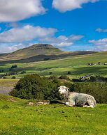 Middle Studfold Farm B&B