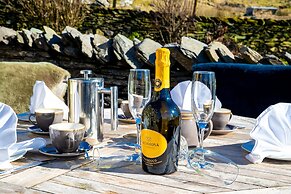 Middle Studfold Farm B&B