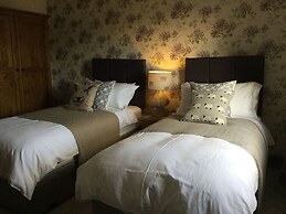 Middle Studfold Farm B&B