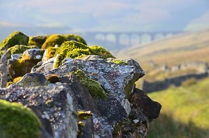 Middle Studfold Farm B&B