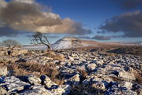 Middle Studfold Farm B&B