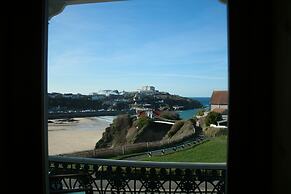 Lazy Waves Boutique B&B