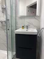 Lazy Waves Boutique B&B