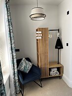 Lazy Waves Boutique B&B