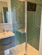 Lazy Waves Boutique B&B