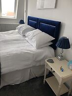 Lazy Waves Boutique B&B