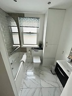 Lazy Waves Boutique B&B