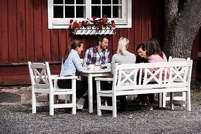 Skeviks Gård