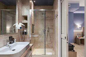 Netum Hotel