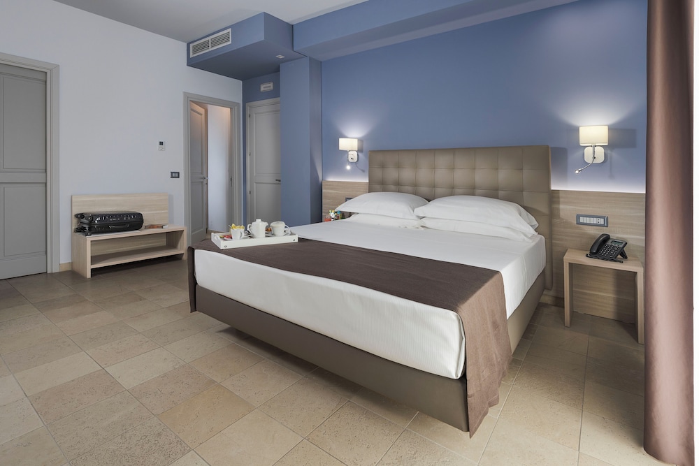 Netum Hotel