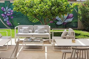 Netum Hotel