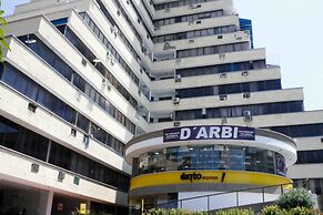 Apartamento con piscina by Vivetu