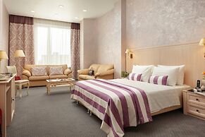 KapitoLinn Hotel