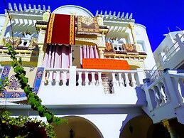 Parent house